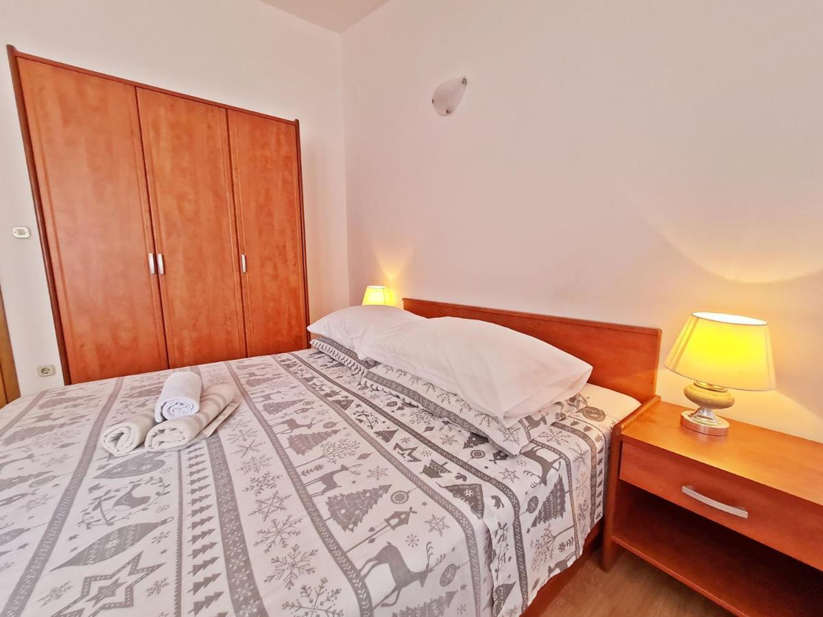 Rooms And Apartments Porat Stobreč Dış mekan fotoğraf